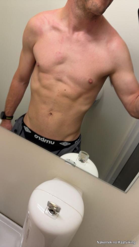 Hei hei, gleder meg til å bli kjent med flere her inne:)